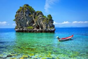 Why Digital Nomads are Flocking to Thailand